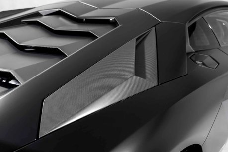 Lamborghini Aventador SV AD PERSONAM. FACTORY SATIN CARBON FIBRE EXT. COMFORT SEATS. FRONT LIFT. 54