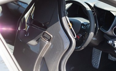 Ferrari 812 Superfast 13