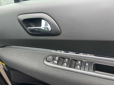 Peugeot 3008 1.6 3008 Active Blue HDi S/S 5dr 15