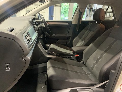 Volkswagen T-Roc LIFE TSI DSG 16