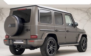 Mercedes-Benz G Series AMG Line Premium Plus 7
