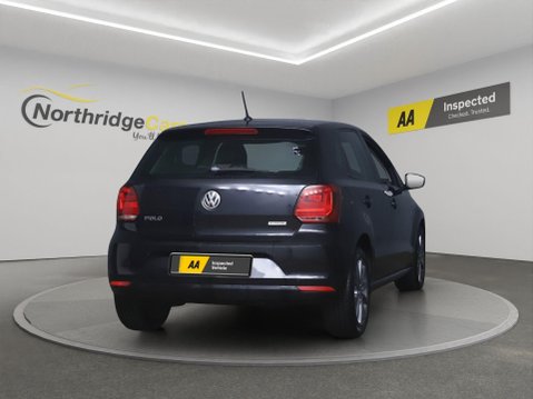 Volkswagen Polo 1.0 BlueMotion Tech SE Design Euro 6 (s/s) 5dr 9