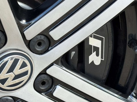 Volkswagen Golf 2.0 Golf R TSi 4Motion Semi-Auto 4WD 5dr 14