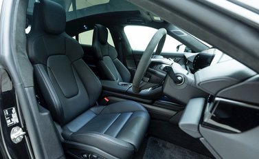 Porsche Taycan Turbo S 10