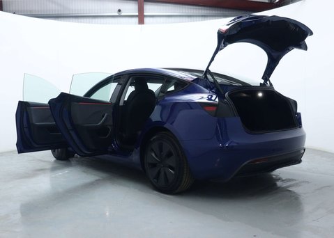 Tesla Model 3 Saloon 4dr Electric Auto RWD (208 ps) 60