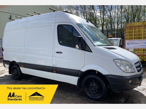 Mercedes-Benz Sprinter 2.1 313 CDi RWD L2 4dr 1