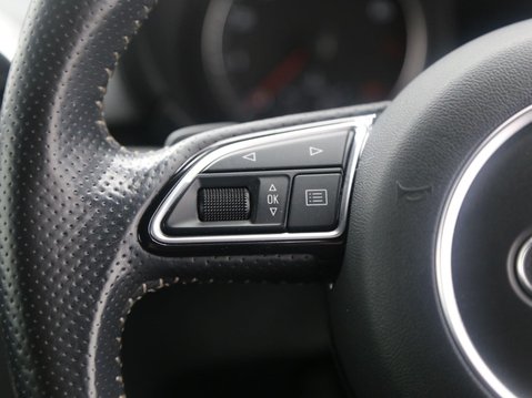 Audi A1 1.4 TFSI CoD S line Sportback S Tronic Euro 6 (s/s) 5dr 11