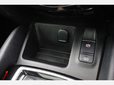 Nissan Qashqai 1.3 Qashqai Tekna DiG-T Semi-Auto 5dr 50