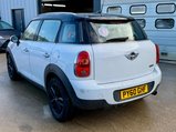 Mini Countryman 1.6 Cooper Euro 5 (s/s) 5dr 5