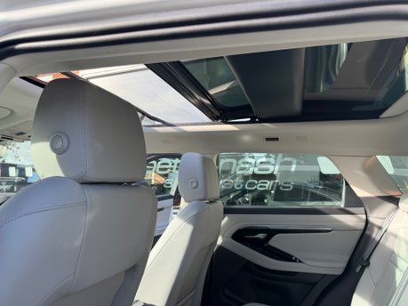 Land Rover Range Rover Evoque SE MHEV 42