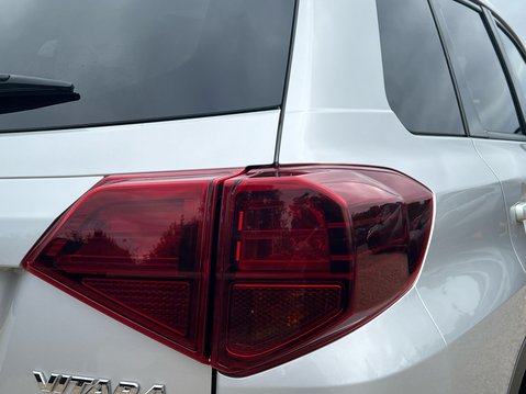 Suzuki Vitara SZ5 BOOSTERJET MHEV 19