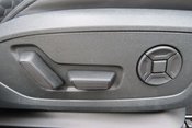 Audi RS3 2.5 TFSI Carbon Vorsprung Saloon 4dr Petrol S Tronic quattro Euro 6 (s/s) ( 12