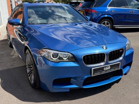 BMW M5 M5 5
