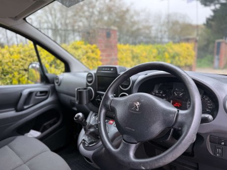 Peugeot Partner 1.6 Partner Professional L1 Blue HDi 7