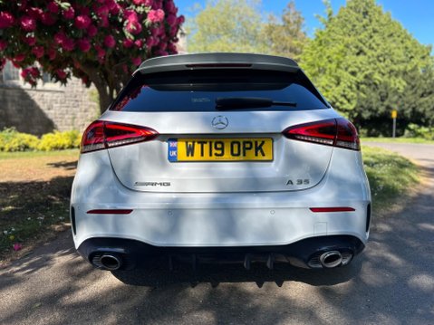 Mercedes-Benz A Class AMG A 35 4MATIC PREMIUM 21