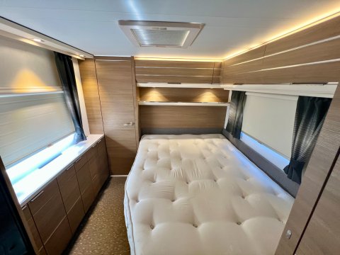 Adria Adora Thames 613 UT 32