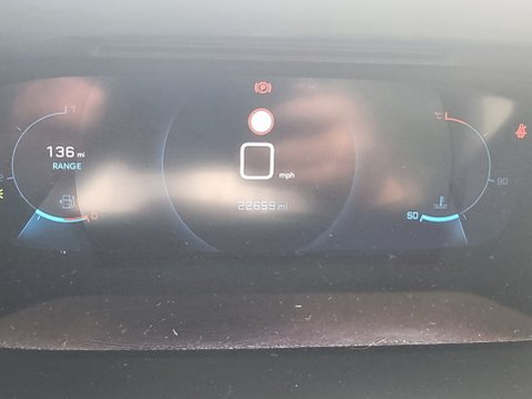Peugeot 208 PURETECH ALLURE S/S 52