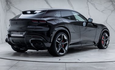 Ferrari Purosangue 7