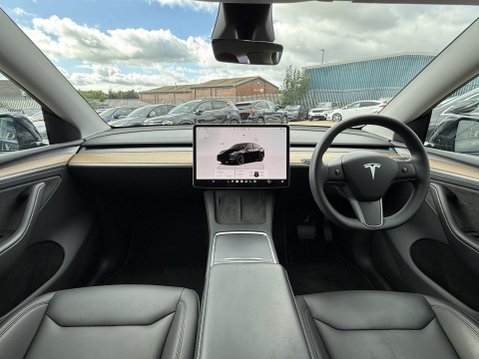 Tesla Model Y (Dual Motor) Long Range SUV 5dr Electric Auto 4WDE (384 bhp) 27