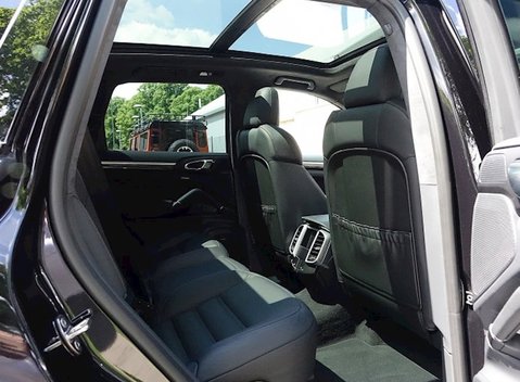 Porsche Cayenne Turbo 15