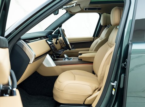 Land Rover Range Rover P530 Autobiography 14