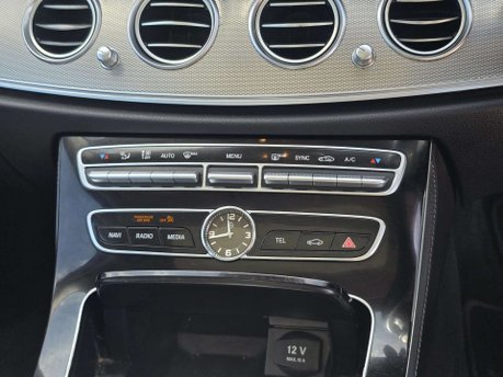 Mercedes-Benz E Class 3.0 E350d V6 SE (Premium) Saloon 4dr Diesel G-Tronic+ Euro 6 (s/s) (258 ps) 42