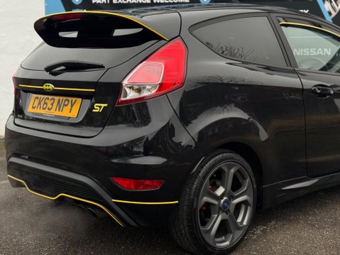 Ford Fiesta 1.6T EcoBoost ST-2 Euro 5 3dr 28