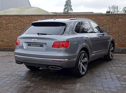 Bentley Bentayga First Edition 32
