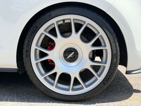 Volkswagen Golf 2.0 Golf GTi TSi Semi-Auto 3dr 40