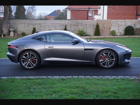 Jaguar F-Type 3.0 V6 Auto Euro 6 (s/s) 2dr 10