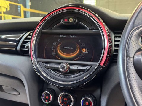 Mini Hatch 2.0 John Cooper Works Auto 3dr 50