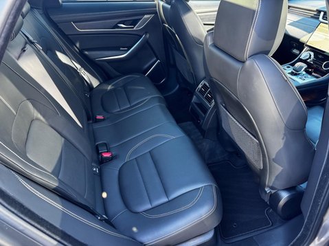 Jaguar F-Pace R-DYNAMIC HSE BLACK 72