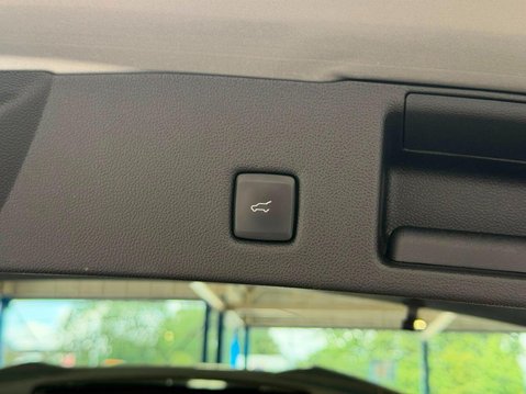 Ford Kuga 2.5h Duratec ST-Line Edition CVT Euro 6 (s/s) 5dr 40