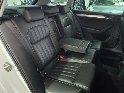 Skoda Superb 2.0 TDI SE Technology DSG Euro 6 (s/s) 5dr 17