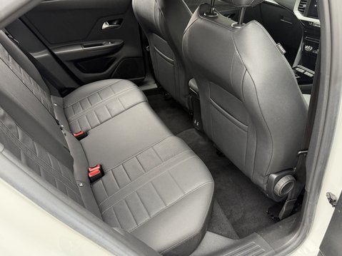 Vauxhall Mokka 1.2 Turbo Ultimate 5dr Auto 35