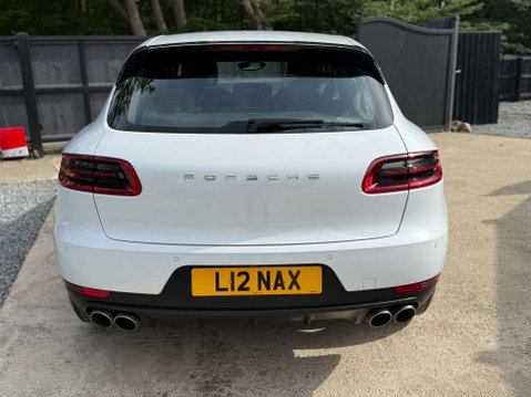 Porsche Macan 3.0 Macan S D Semi-Auto 4WD 5dr 24