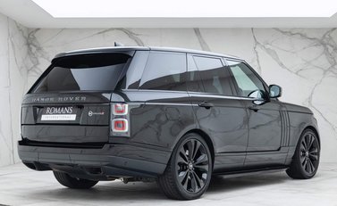 Land Rover Range Rover P565 SVAutobiography Dynamic Black 27