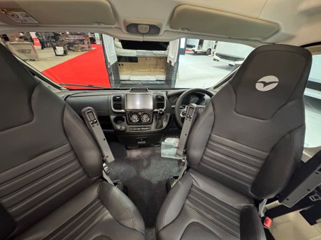 Pilote V630S Expression 2026 MODEL 12