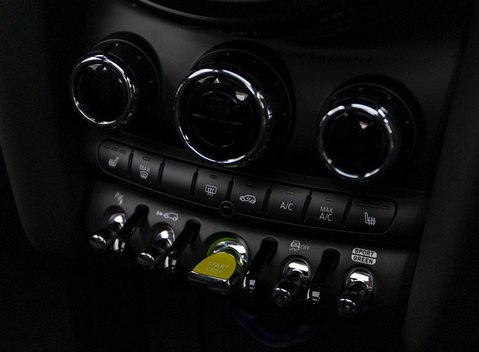 Mini Hatch Electric Level 3 19