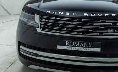 Land Rover Range Rover D350 AUTOBIOGRAPHY LWB 32