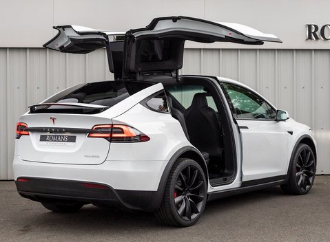 Tesla Model X Performance Ludicrous 8
