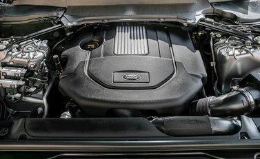 Land Rover Discovery Td6 HSE Luxury 32