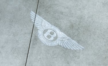 Bentley Bentayga Hybrid First Edition 30