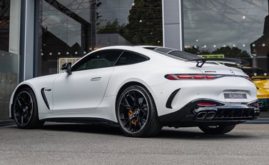 Mercedes-Benz Amg GT 63 Ultimate 4