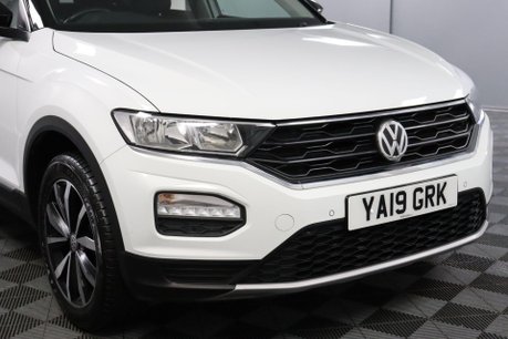 Volkswagen T-Roc DESIGN TSI 26