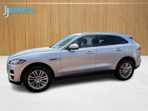 Jaguar F-Pace 2.0 D240 Portfolio SUV 5dr Diesel Auto AWD Euro 6 (s/s) (240 ps) 38