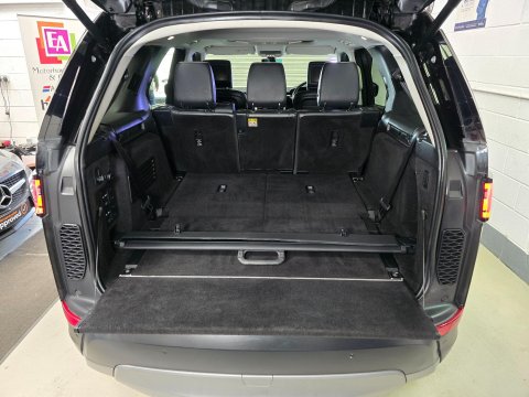 Land Rover Discovery 3.0 TD V6 HSE Luxury Auto 4WD Euro 6 (s/s) 5dr 11