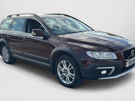 Volvo XC70 2.4 XC70 SE Luxury D5 AWD Auto 4WD 5dr