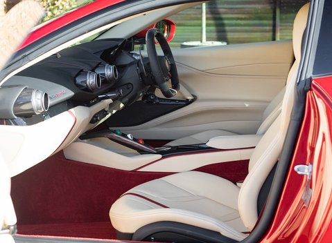 Ferrari 812 Superfast 14