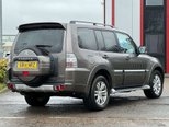 Mitsubishi Shogun 3.2 DI-DC SG3 SUV 5dr Diesel Auto 4WD Euro 5 LWB (197 ps) 7